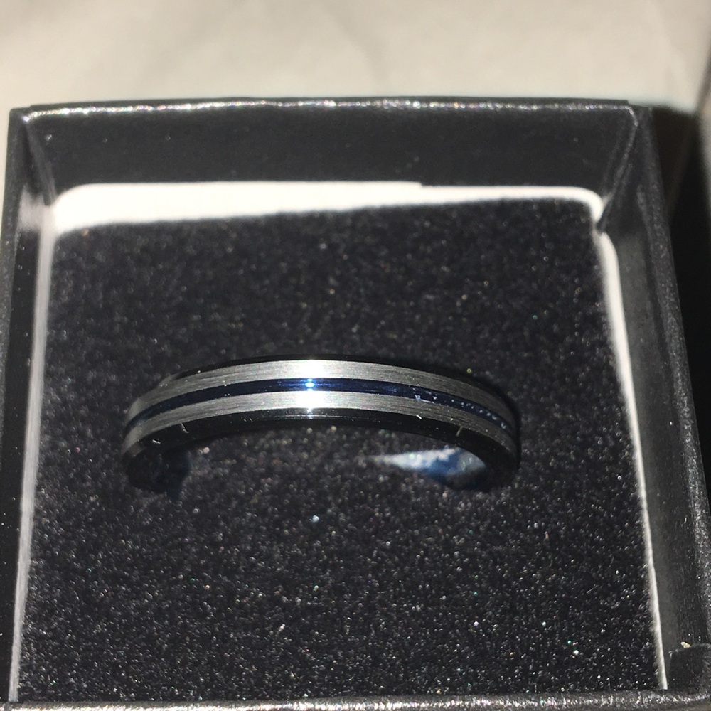 Mens size 11 ring new